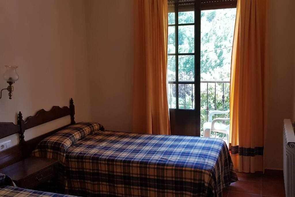 Hostal Montemayor Montemayor del Rio Εξωτερικό φωτογραφία